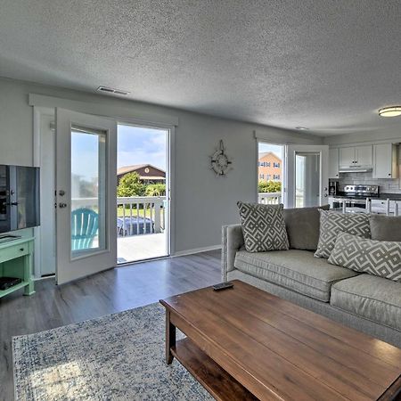 Oak Island Beach Abode With Deck Walk To Shore! Exterior foto