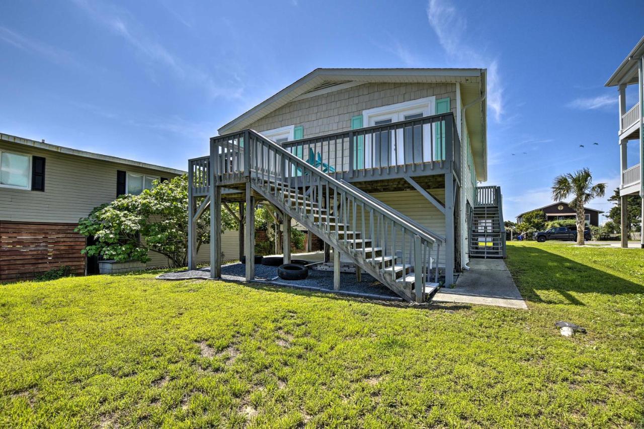 Oak Island Beach Abode With Deck Walk To Shore! Exterior foto